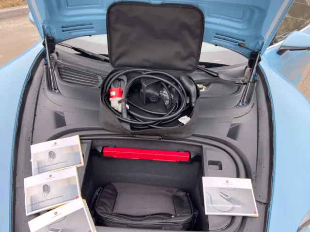 Porsche Taycan - фото 4