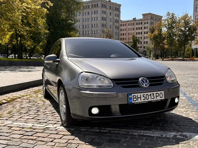 Volkswagen Golf - фото 5