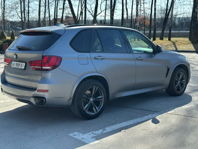 BMW X5 - фото 5