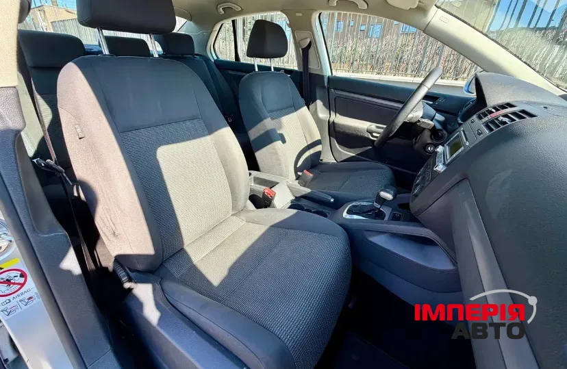 Volkswagen Jetta - фото 17