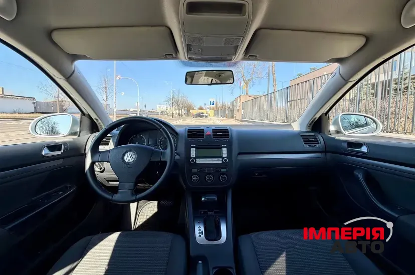 Volkswagen Jetta - фото 15