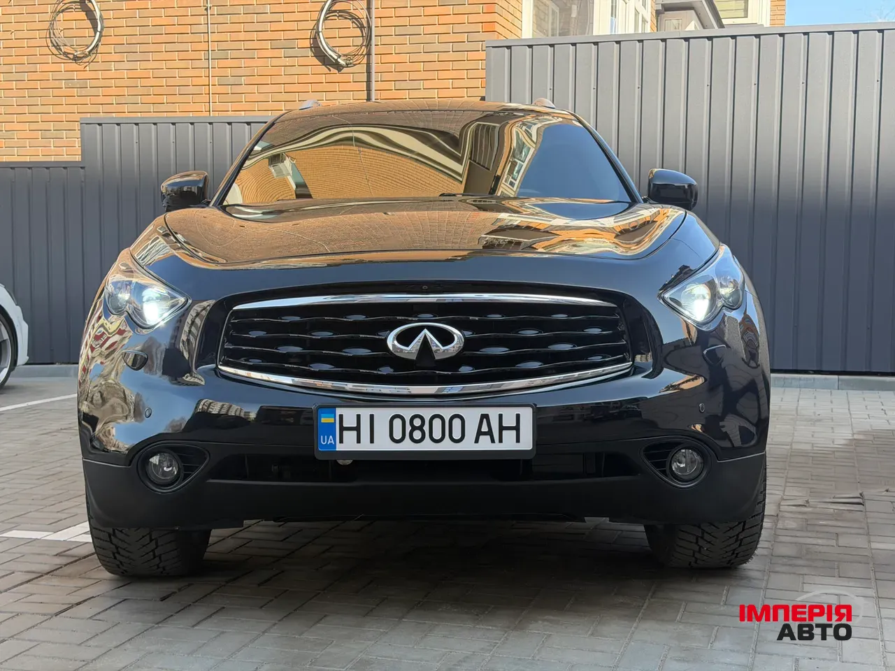 Infiniti FX - фото 9