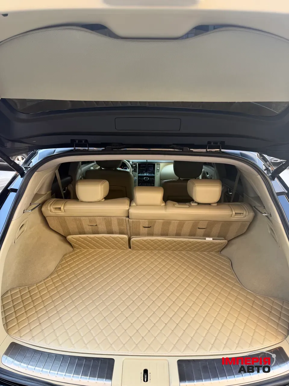 Infiniti FX - фото 15