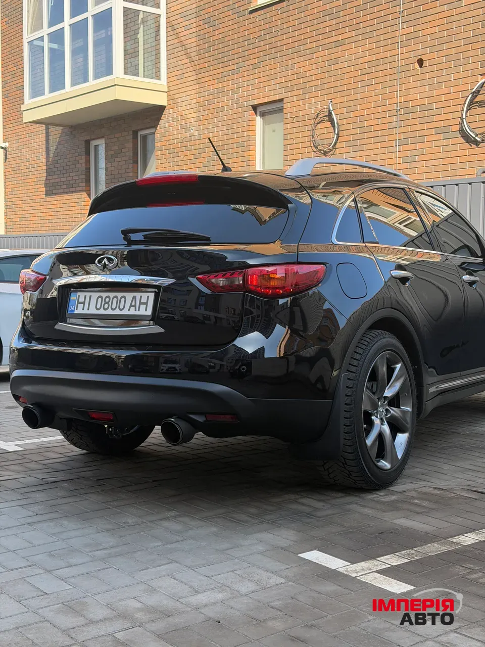 Infiniti FX - фото 2
