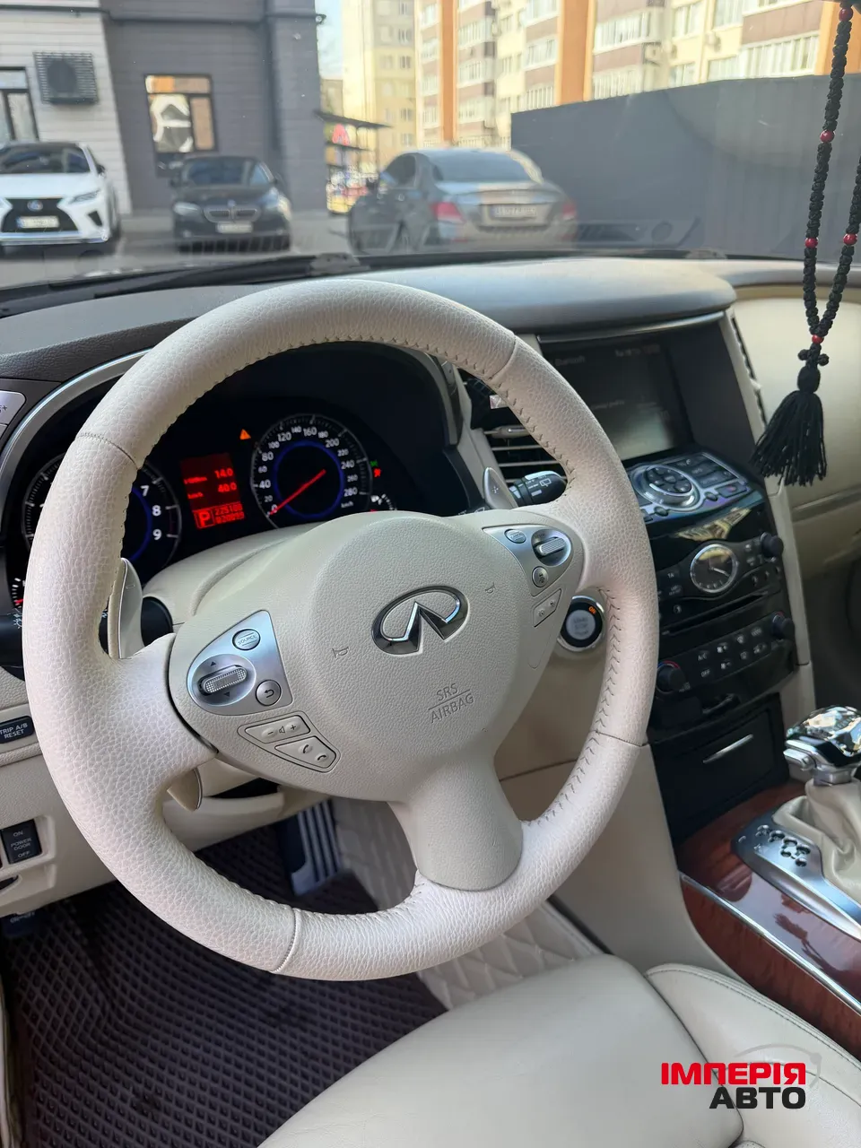 Infiniti FX - фото 20