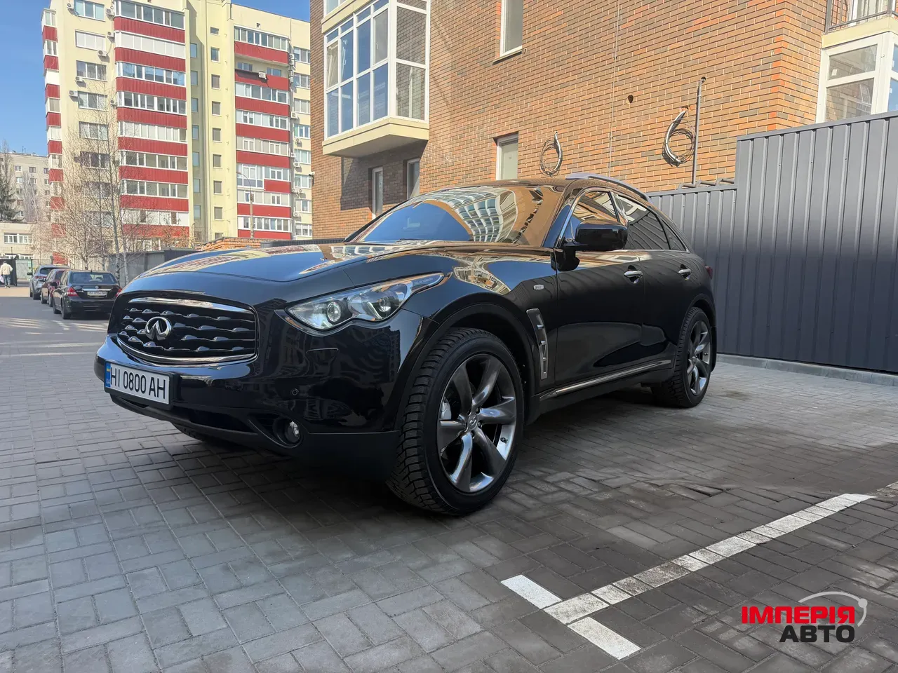 Infiniti FX - фото 6