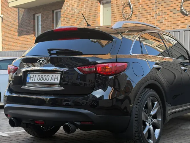 Infiniti FX - фото 2
