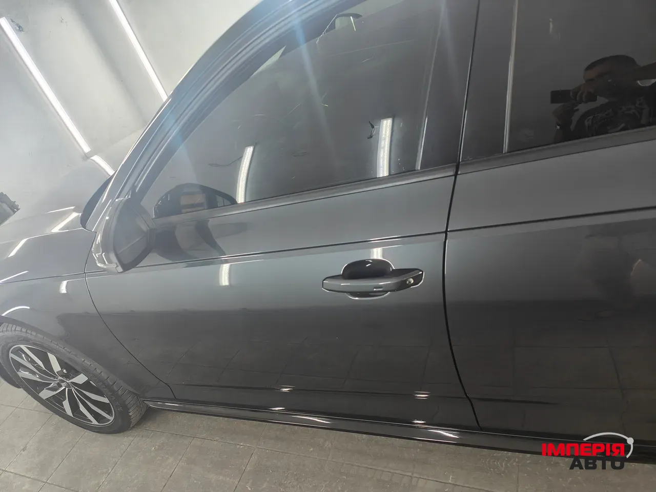 Audi A4 - фото 6