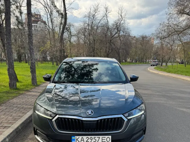 Skoda Octavia - фото 1