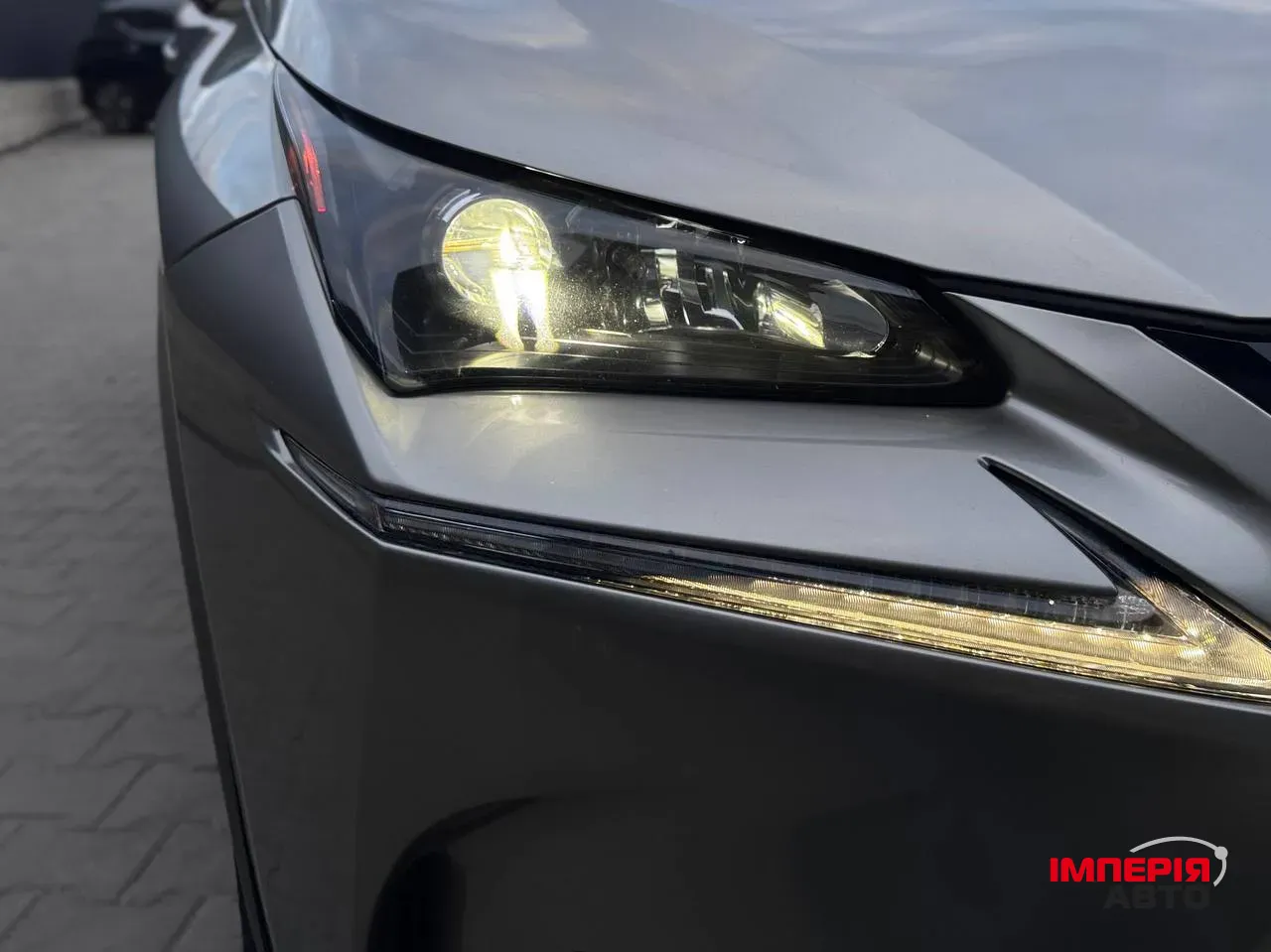 Lexus NX - фото 4