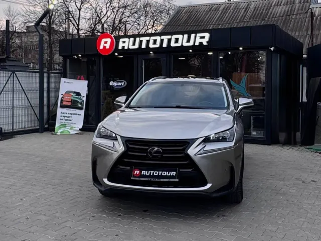 Lexus NX - фото 2