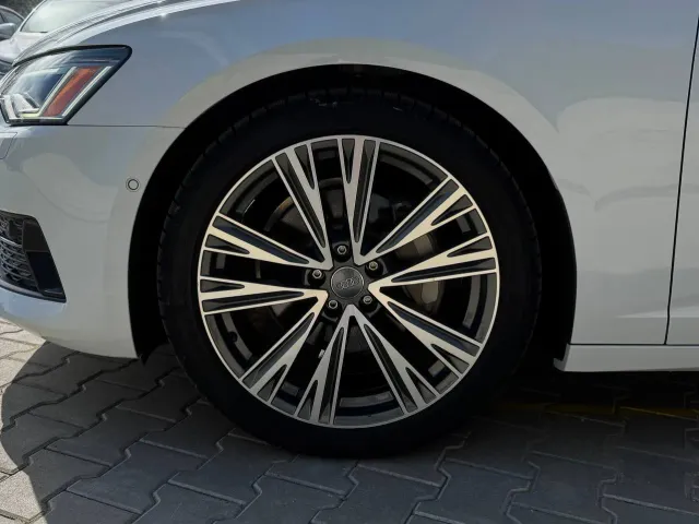 Audi A6 - фото 4