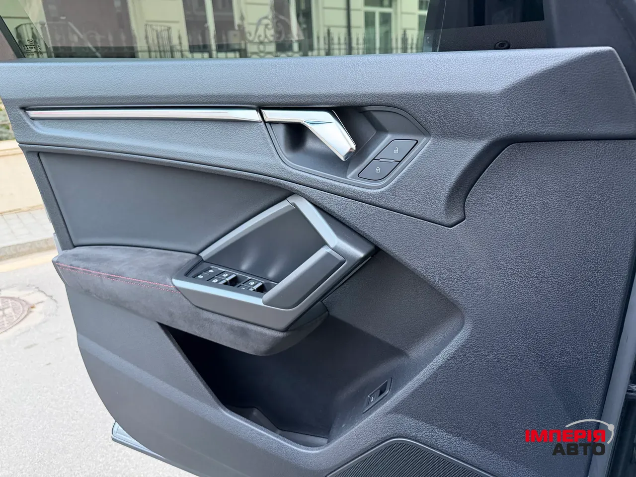 Audi RS Q3 Sportback - фото 9