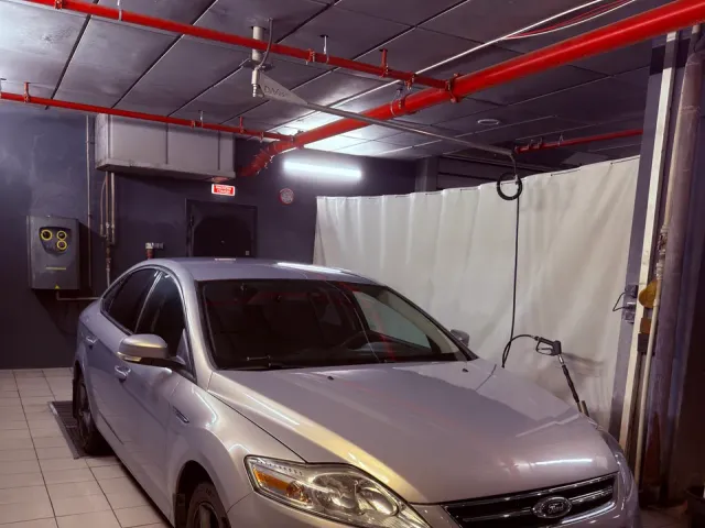 Ford Mondeo - фото 1