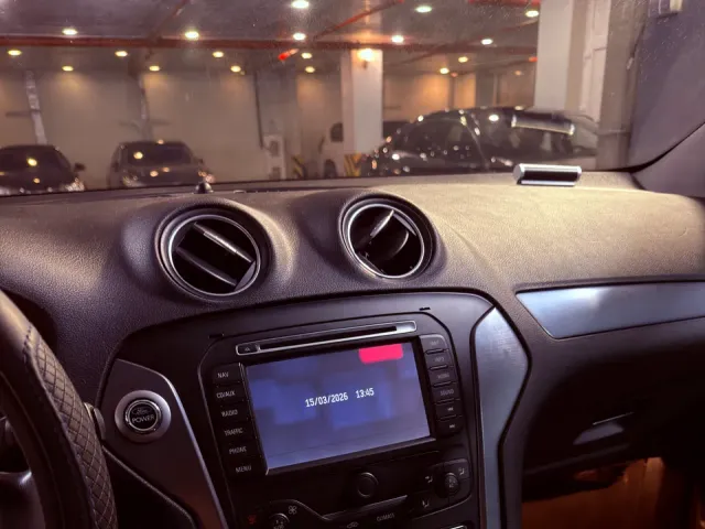 Ford Mondeo - фото 5