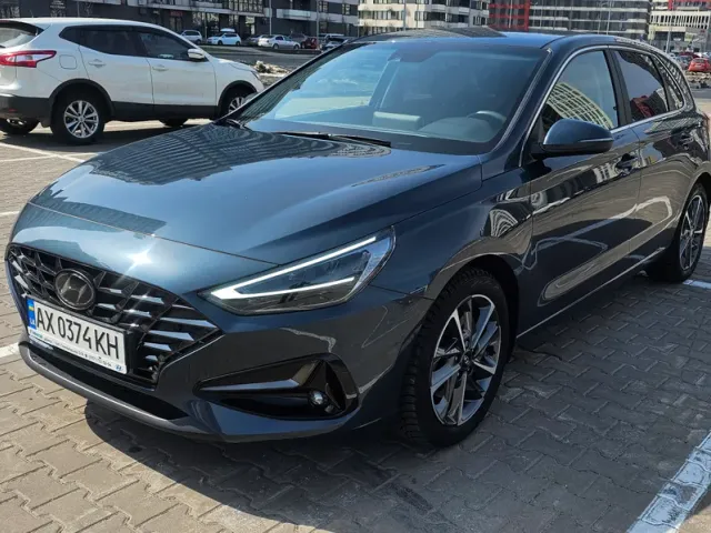 Hyundai i30 - фото 4