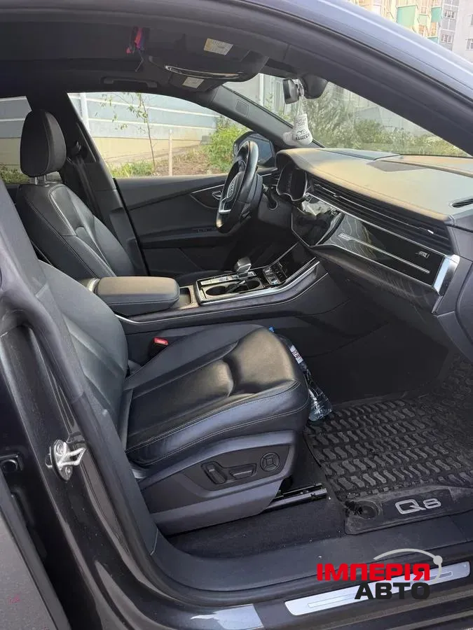 Audi Q8 - фото 4