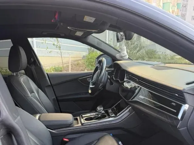 Audi Q8 - фото 4