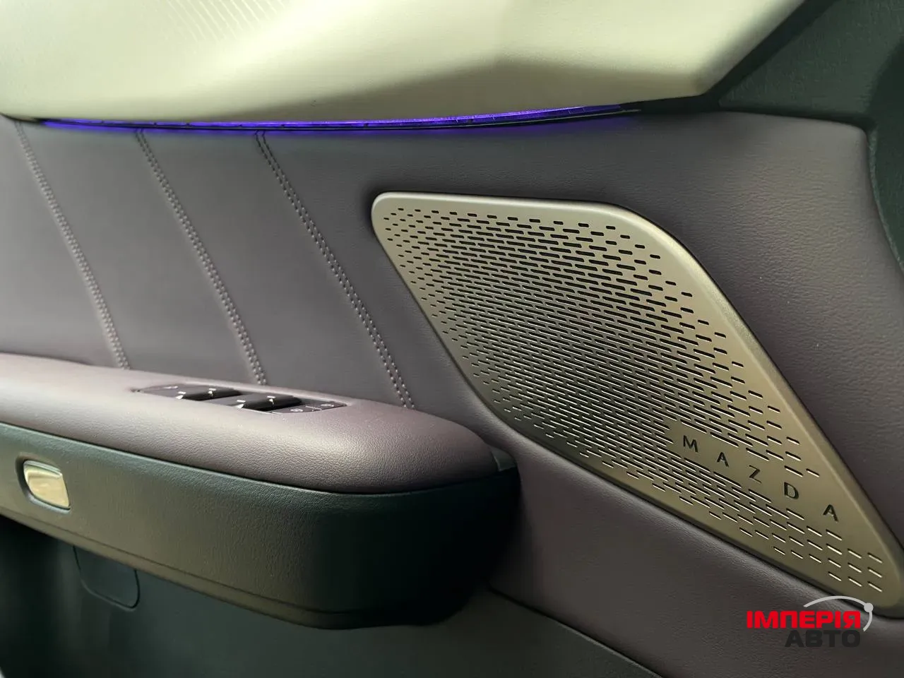 Mazda EZ-60 - фото 53