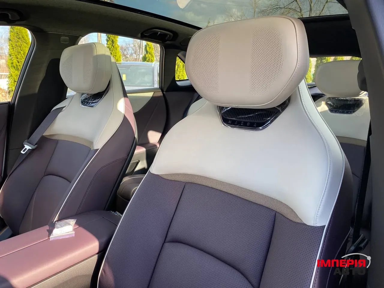 Mazda EZ-60 - фото 31