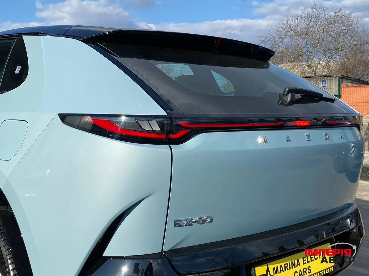 Mazda EZ-60 - фото 9