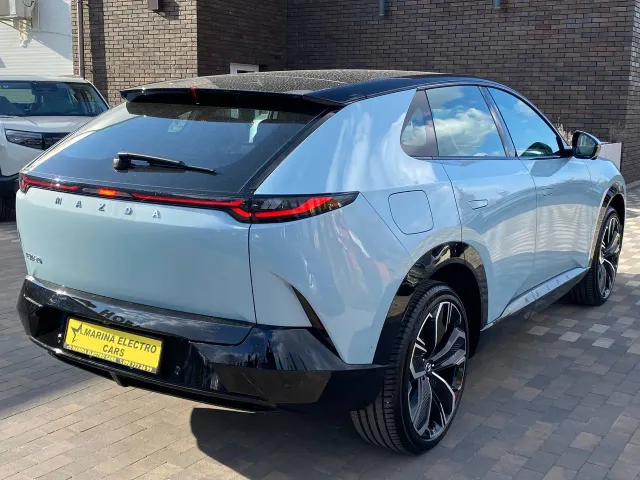 Mazda EZ-60 - фото 4