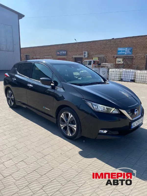 Nissan Leaf - фото 9