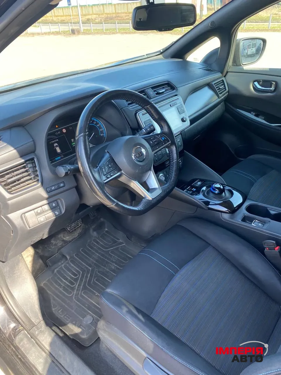 Nissan Leaf - фото 15