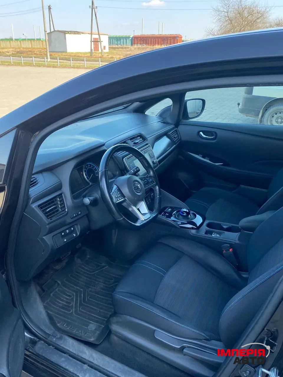 Nissan Leaf - фото 14