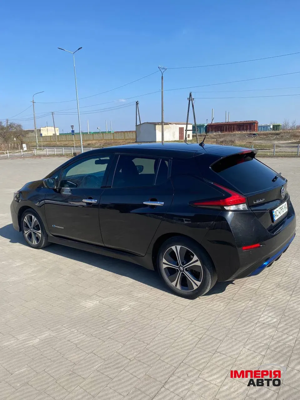 Nissan Leaf - фото 12