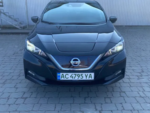 Nissan Leaf - фото 5