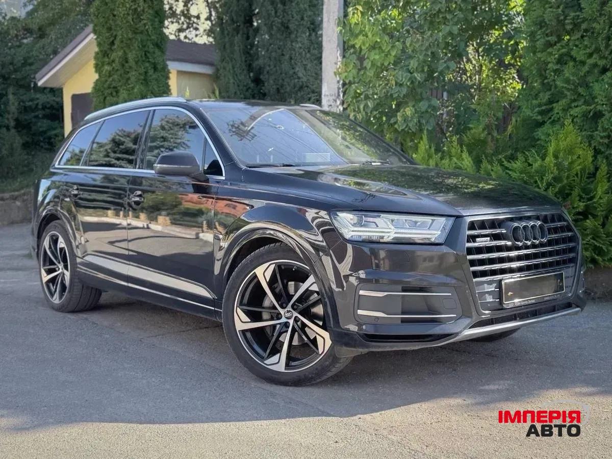Audi Q7 - фото 2
