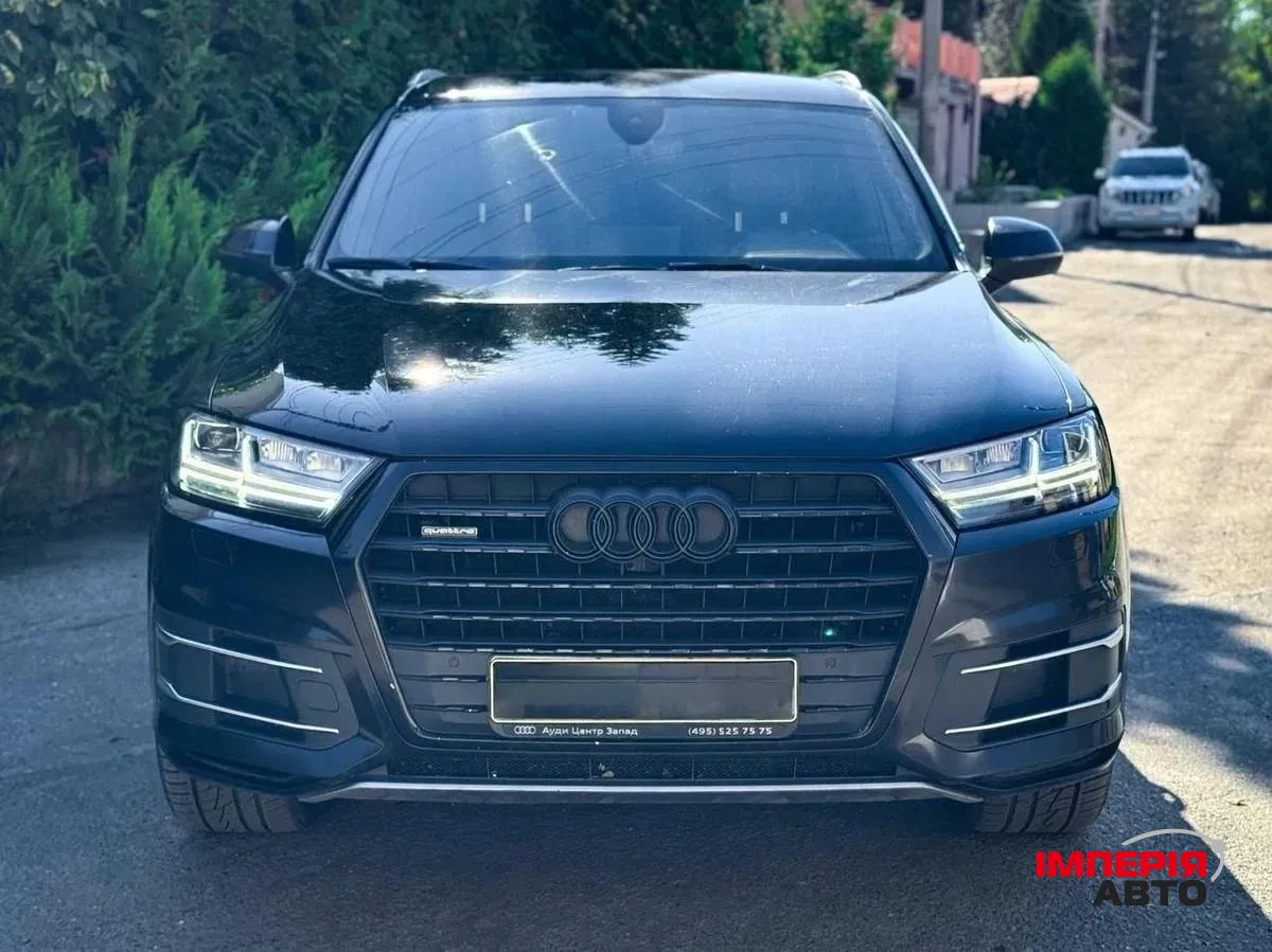 Audi Q7 - фото 3