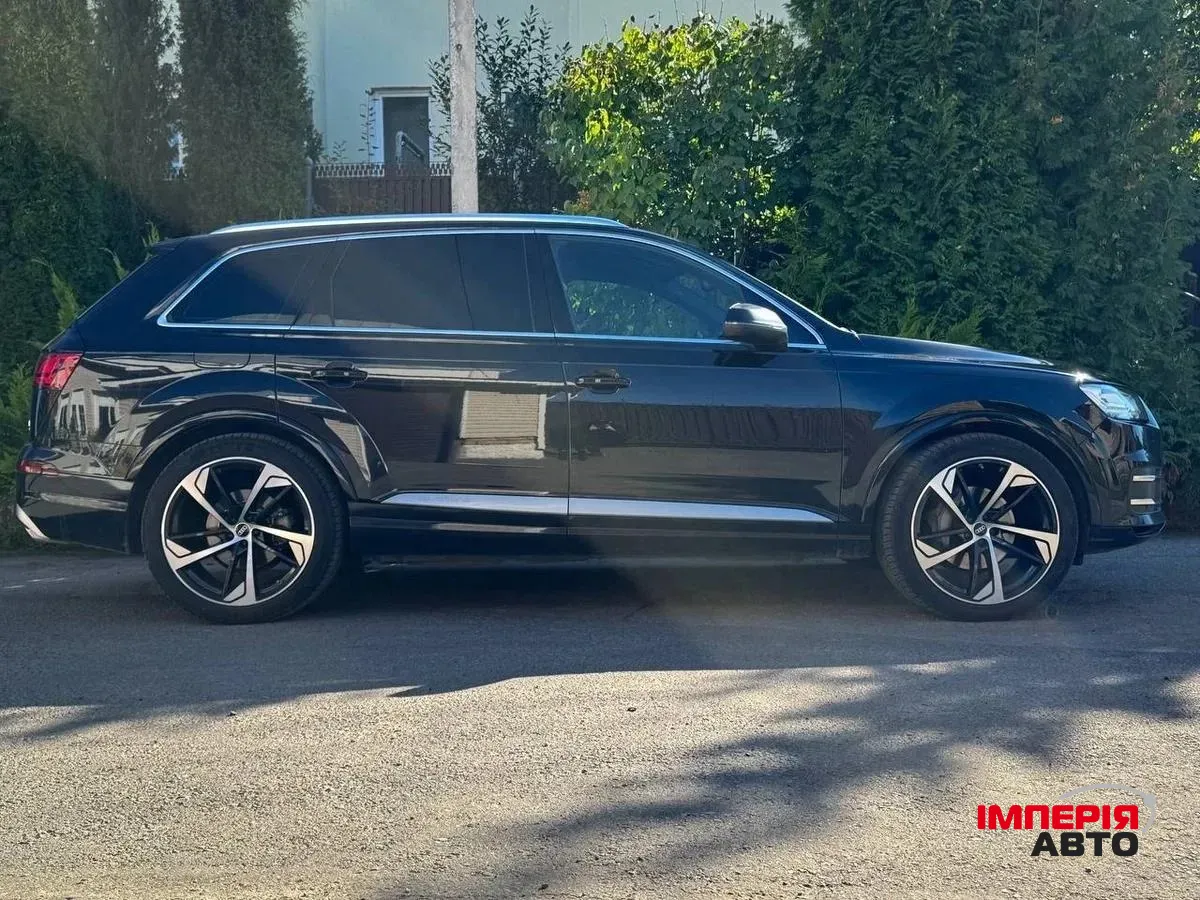 Audi Q7 - фото 5