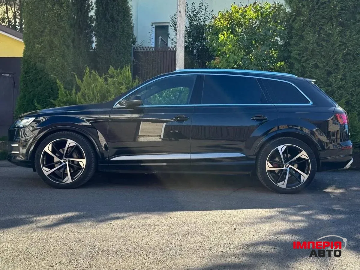 Audi Q7 - фото 4