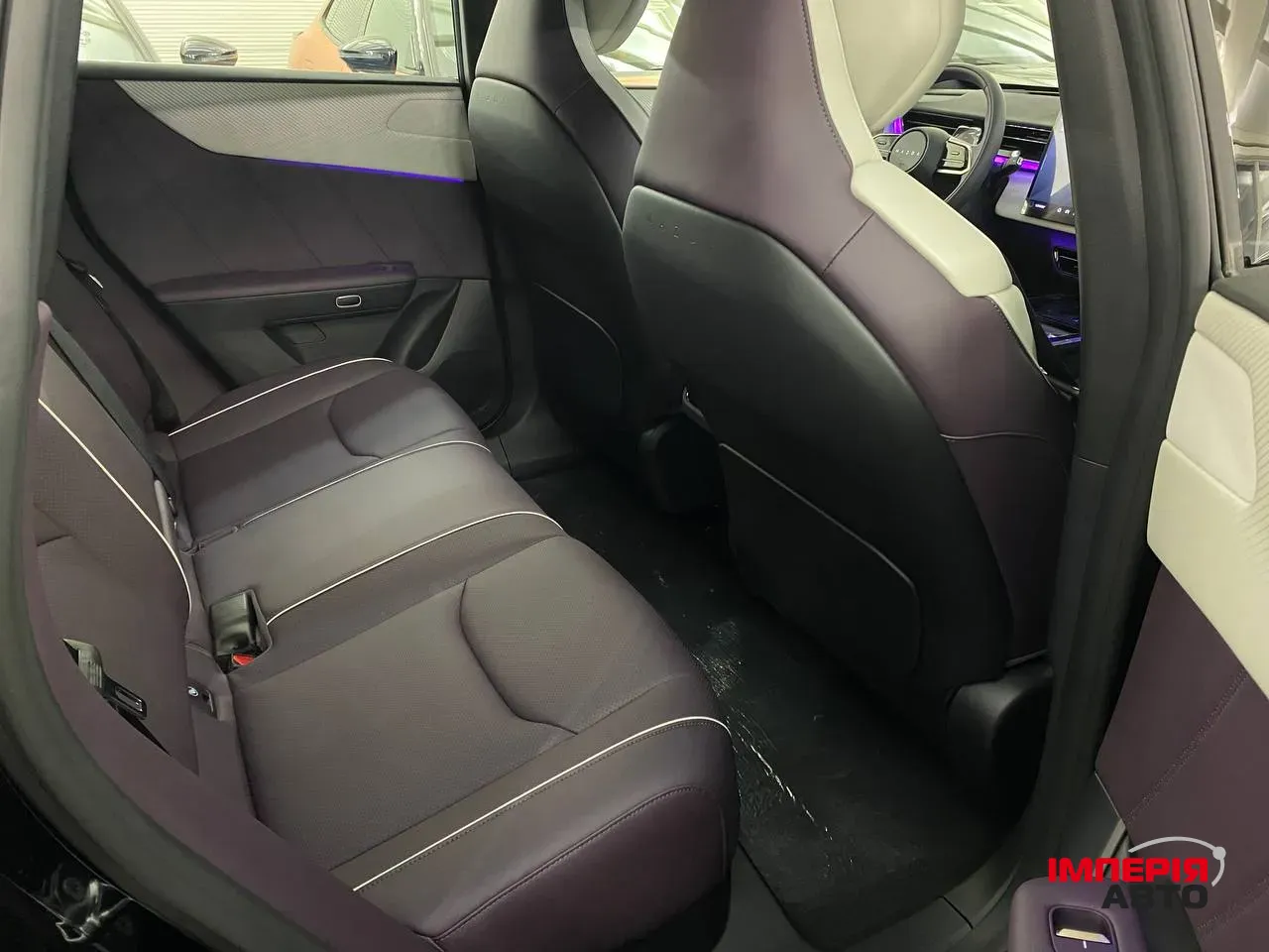 Mazda EZ-60 - фото 12