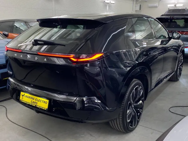 Mazda EZ-60 - фото 4