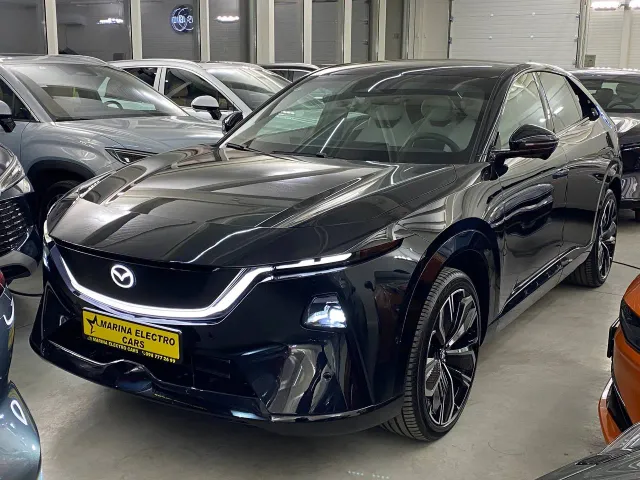 Mazda EZ-60 - фото 2