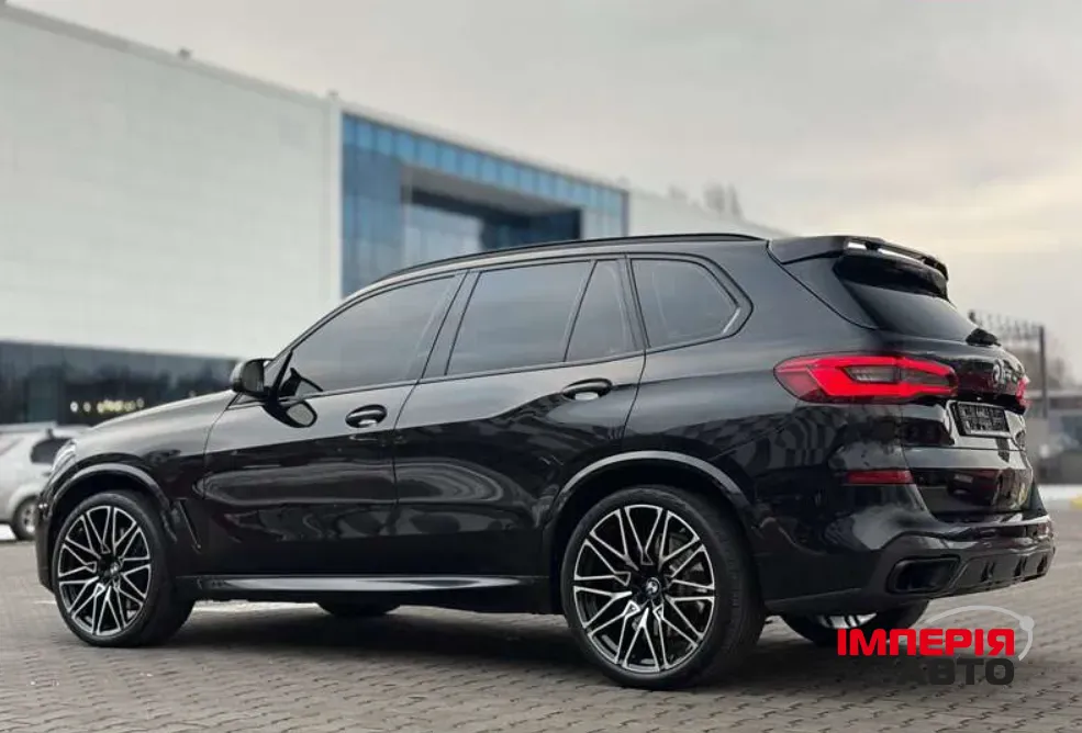 BMW X5 - фото 5