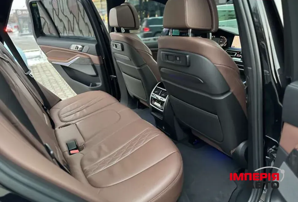 BMW X5 - фото 11
