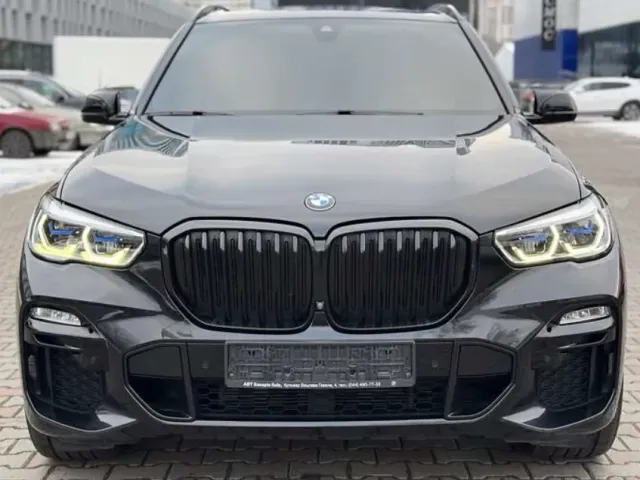 BMW X5 - фото 3