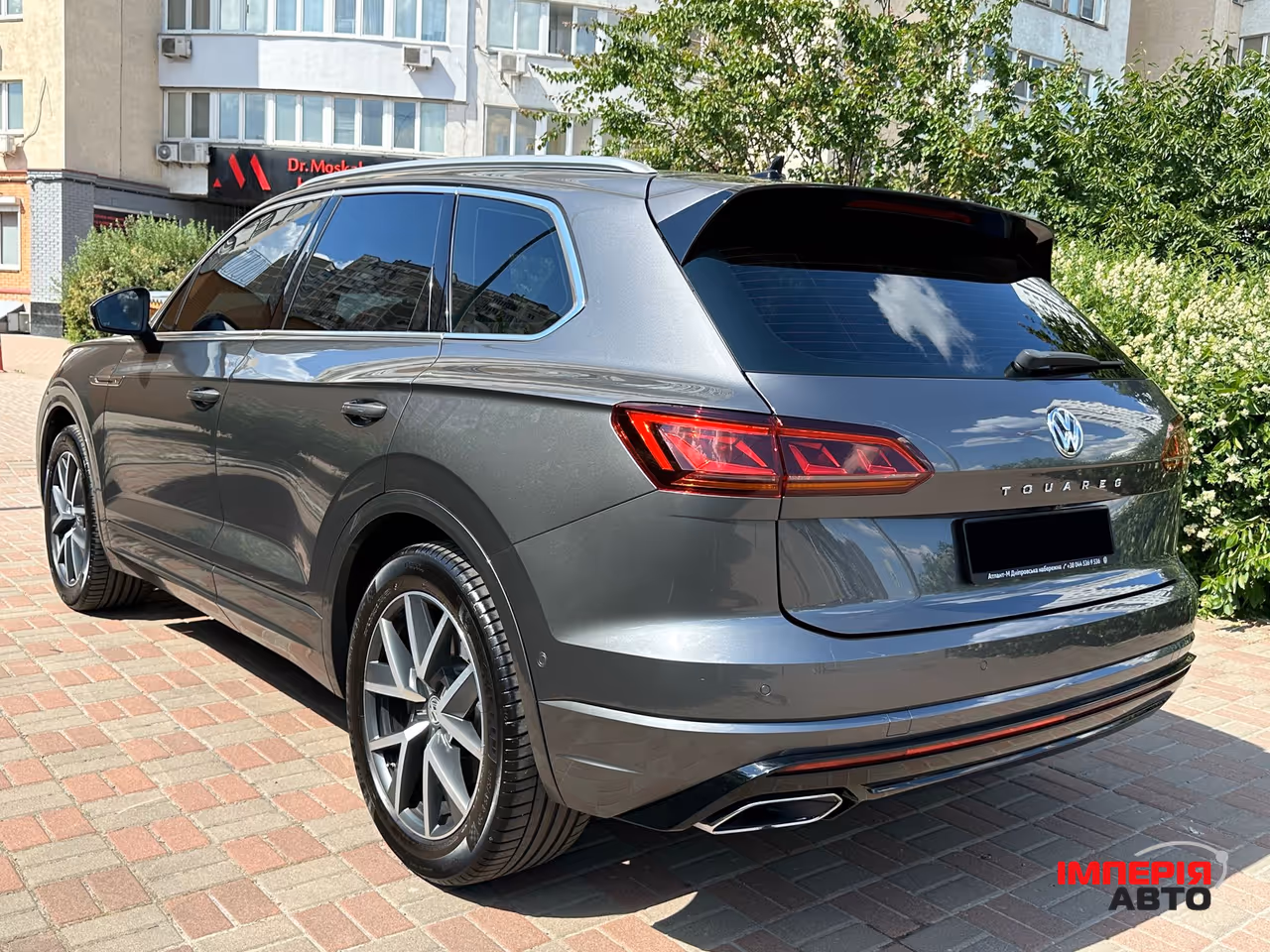 Volkswagen Touareg - фото 10