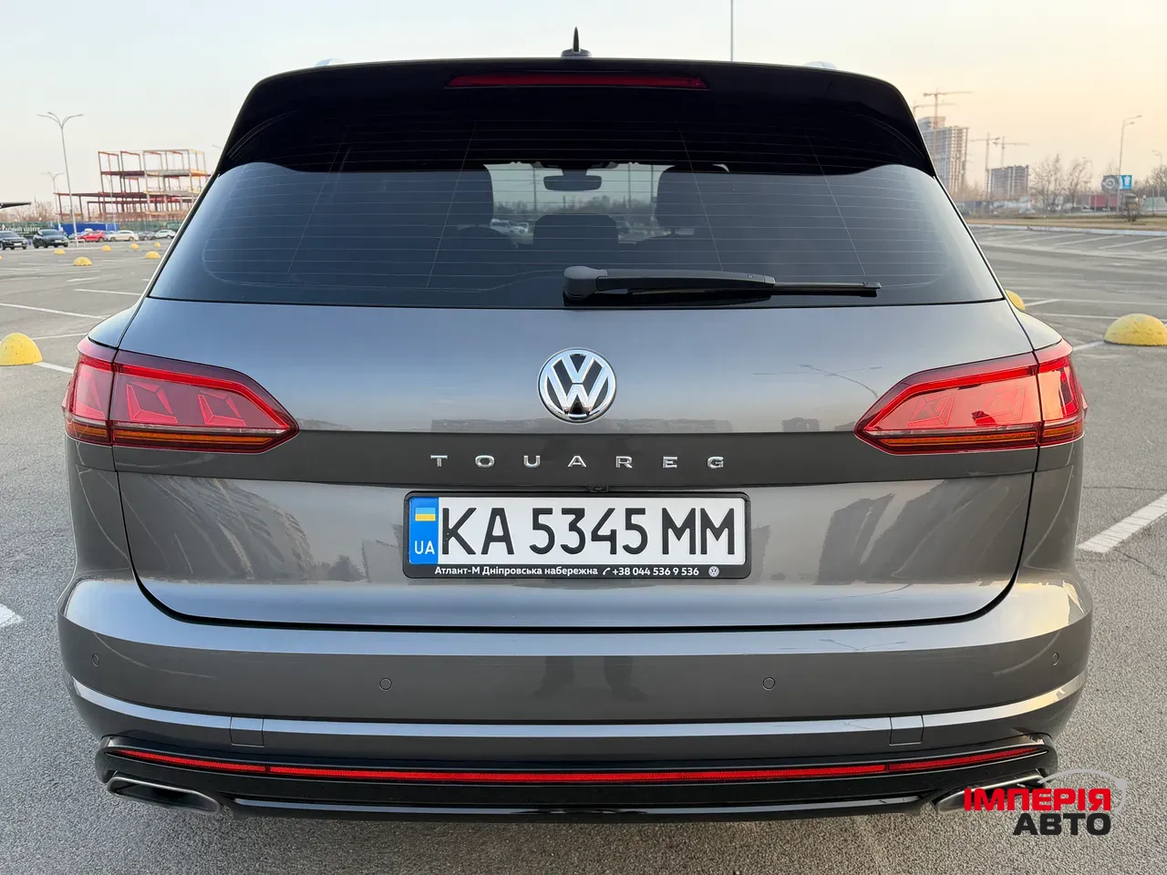 Volkswagen Touareg - фото 9