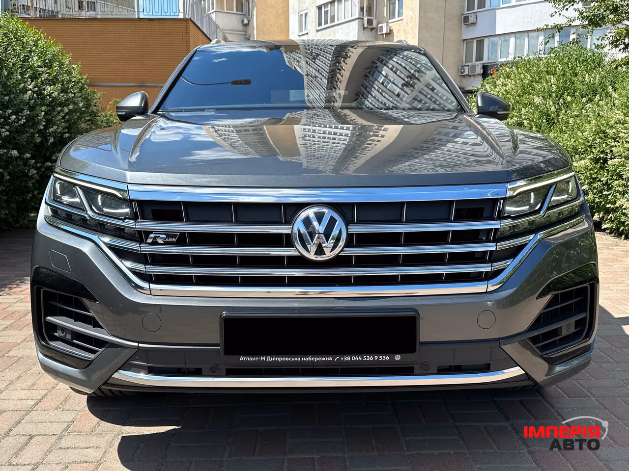 Volkswagen Touareg - фото 5