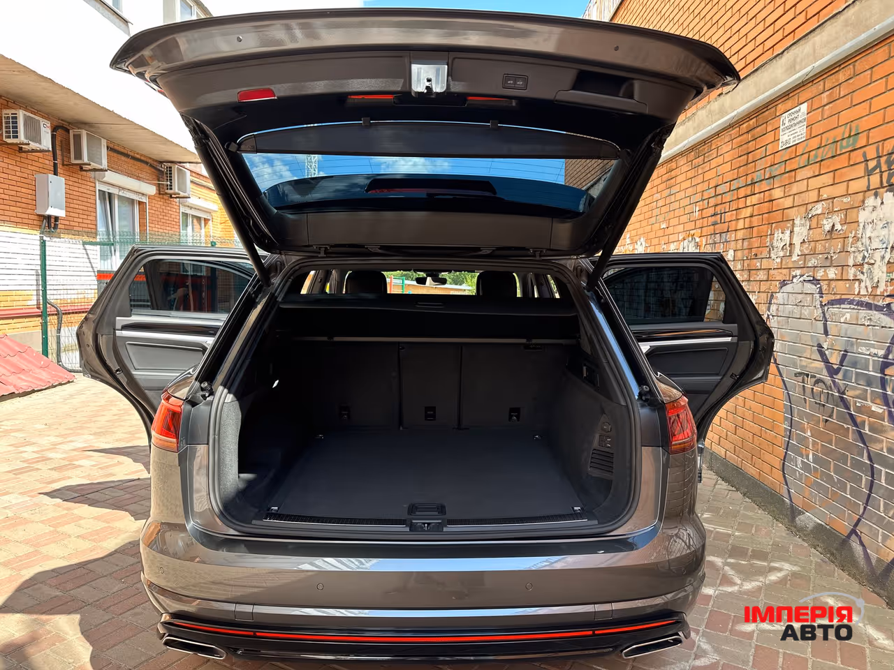 Volkswagen Touareg - фото 27