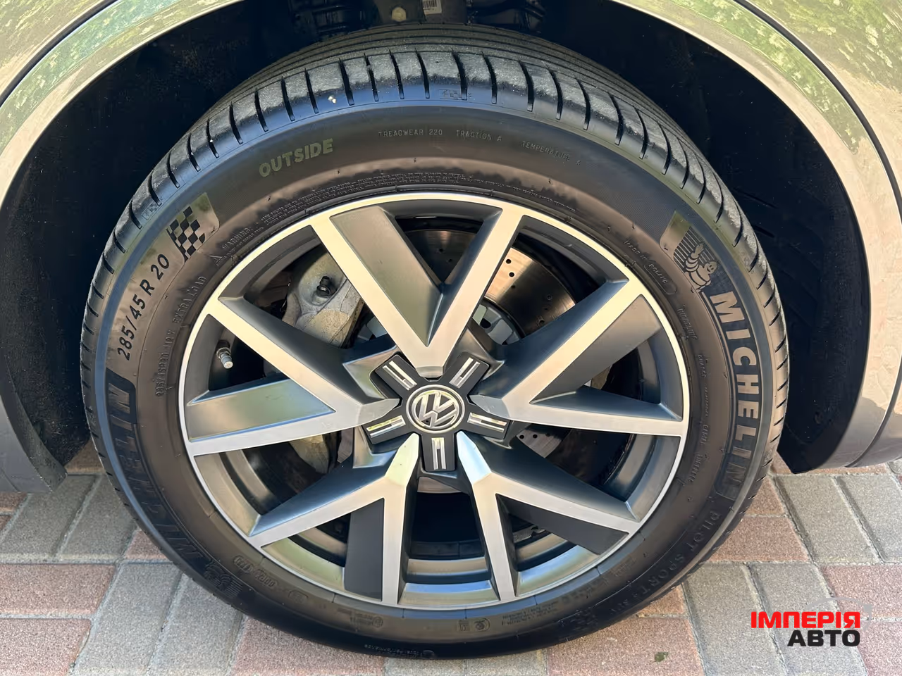 Volkswagen Touareg - фото 32