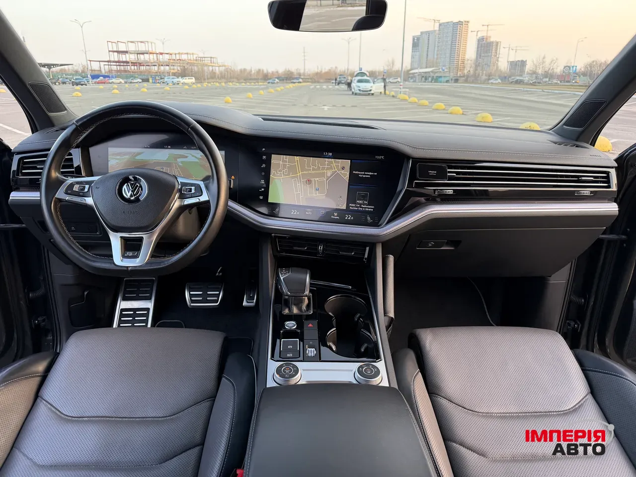 Volkswagen Touareg - фото 19