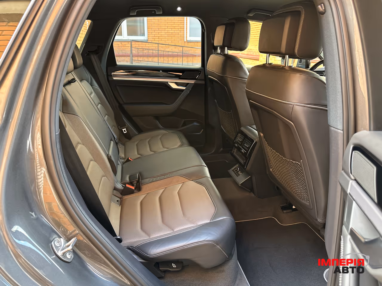 Volkswagen Touareg - фото 19