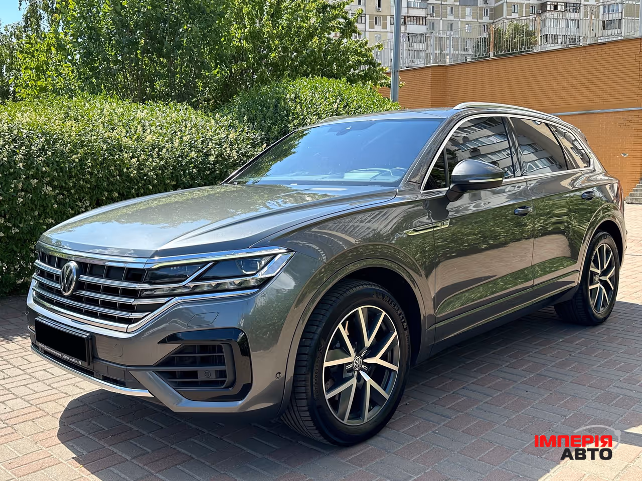Volkswagen Touareg - фото 12