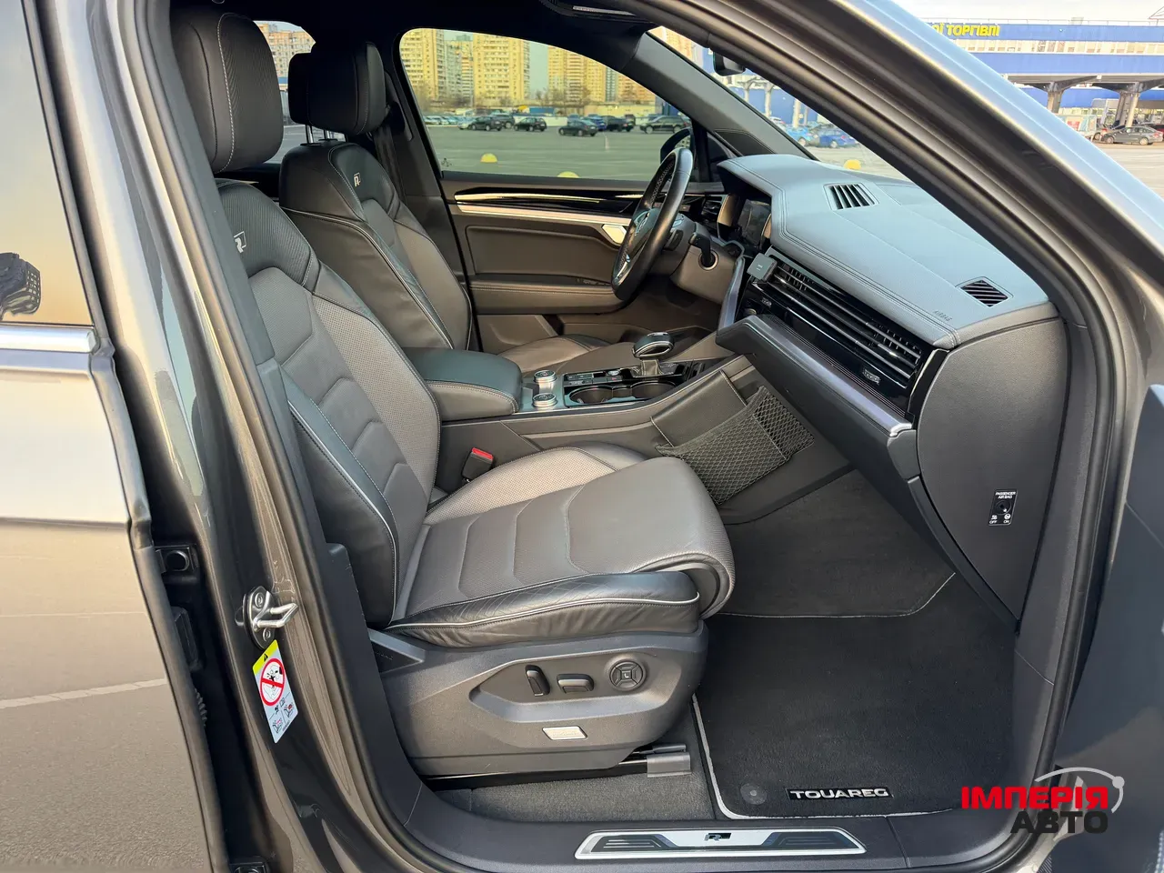 Volkswagen Touareg - фото 17